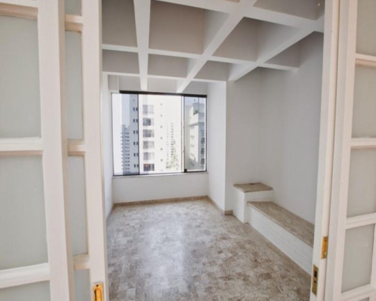 Imagem Apartamento com 4 Quartos à Venda, 348 m² em Moema - São Paulo
