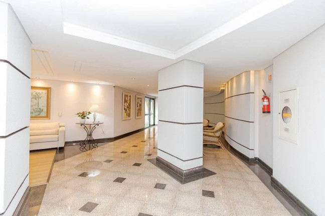 Imagem Apartamento com 3 Quartos à Venda, 149 m² em Centro - Curitiba