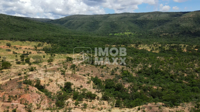 Imagem Imóvel com 3 Quartos à Venda, 333 m² em Zona Rural - Buritis