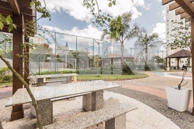 Imagem Apartamento com 2 Quartos à Venda, 65 m² em Vila Ipiranga - Porto Alegre