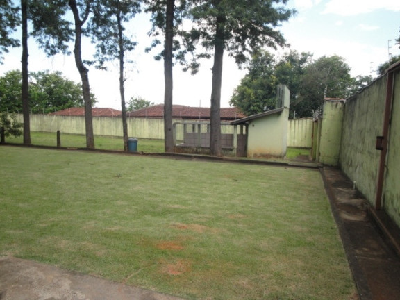Imagem Casa com 2 Quartos à Venda, 990 m² em Quinta Da Bela Olinda - Bauru