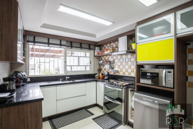 Imagem Casa com 4 Quartos à Venda, 223 m² em Torres