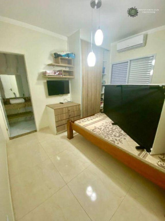 Imagem Sobrado com 4 Quartos à Venda, 351 m² em Balneário Flórida - Praia Grande Imagem Sobrado com 4 Quartos à Venda, 351 m² em Balneário Flórida - Praia Grande