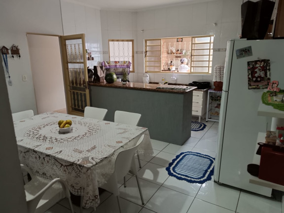 Imagem Casa com 4 Quartos à Venda, 280 m² em Jardim Karolyne - Votorantim