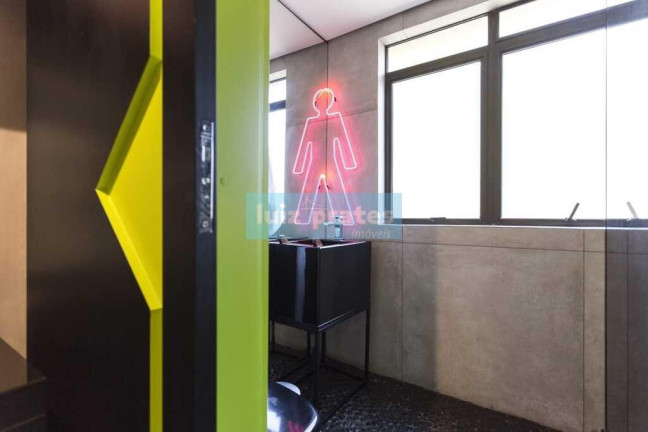 Imagem Apartamento com 2 Quartos à Venda, 94 m² em Moinhos De Vento - Porto Alegre