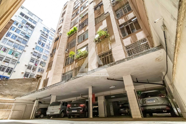 Imagem Apartamento com 3 Quartos à Venda, 135 m² em Copacabana - Rio De Janeiro Imagem Apartamento com 3 Quartos à Venda, 135 m² em Copacabana - Rio De Janeiro