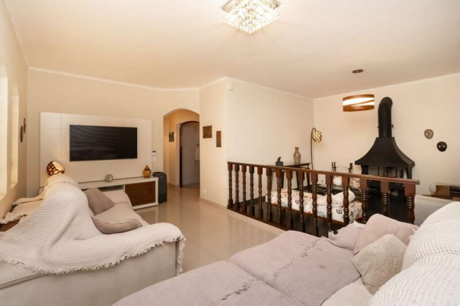 Casa com 3 Quartos à Venda, 366 m² em Jardim Marisa - São Paulo