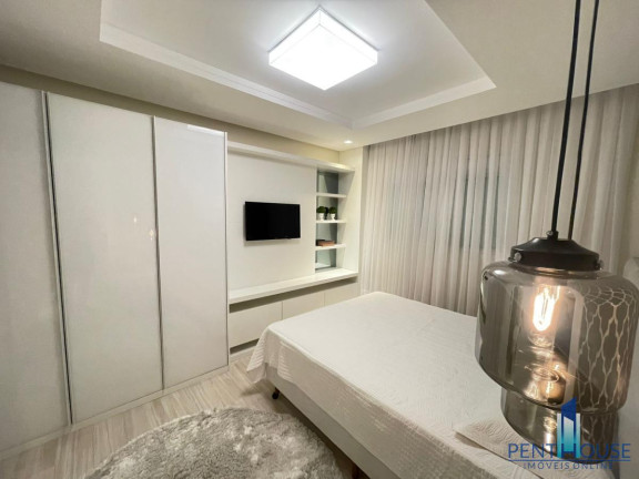 Imagem Apartamento com 3 Quartos à Venda, 117 m² em Centro - Balneário Camboriú Imagem Apartamento com 3 Quartos à Venda, 117 m² em Centro - Balneário Camboriú