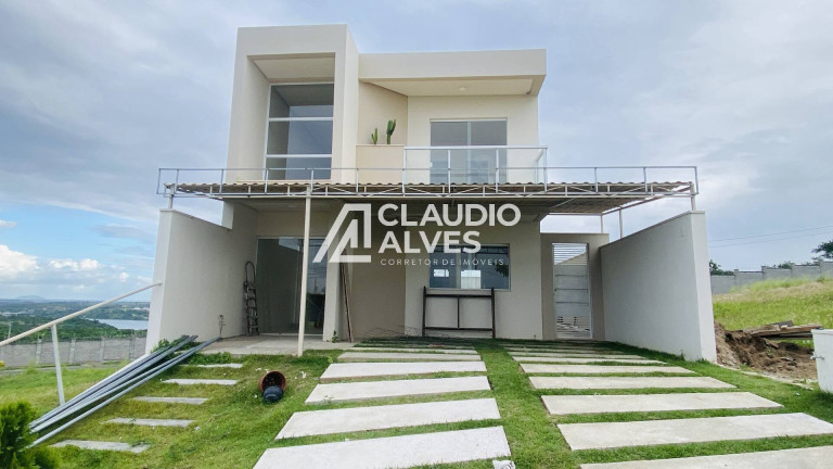 Imagem Casa com 3 Quartos à Venda, 200 m² em Sim - Feira De Santana