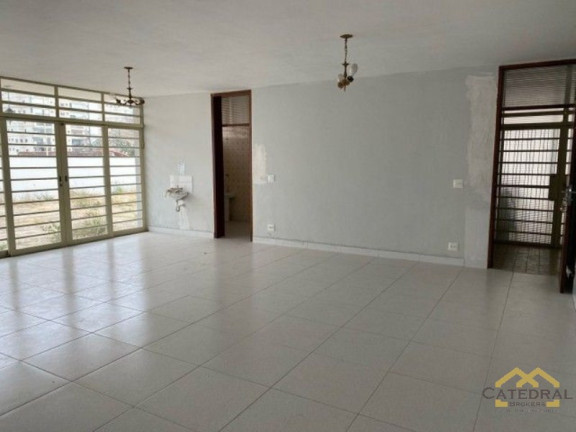 Imagem Casa com 3 Quartos à Venda, 800 m² em Jardim Ana Maria - Jundiaí Imagem Casa com 3 Quartos à Venda, 800 m² em Jardim Ana Maria - Jundiaí