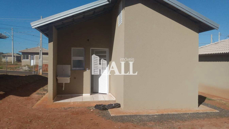 Imagem Casa com 2 Quartos à Venda, 200 m² em Centro - Bady Bassitt Imagem Casa com 2 Quartos à Venda, 200 m² em Centro - Bady Bassitt