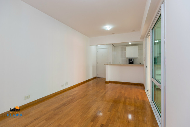 Apartamento com 2 Quartos à Venda,  em Moema - São Paulo