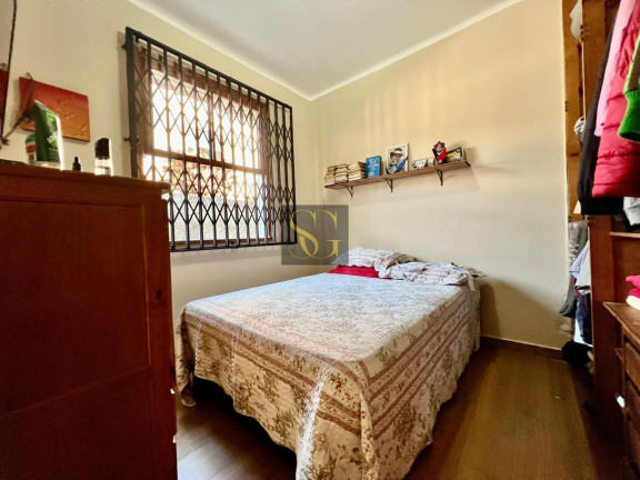 Imagem Casa com 4 Quartos à Venda, 400 m² em São Pedro - Teresópolis Imagem Casa com 4 Quartos à Venda, 400 m² em São Pedro - Teresópolis