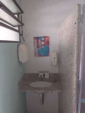 Casa com 4 Quartos à Venda, 300 m² em Cajueiros - Macaé