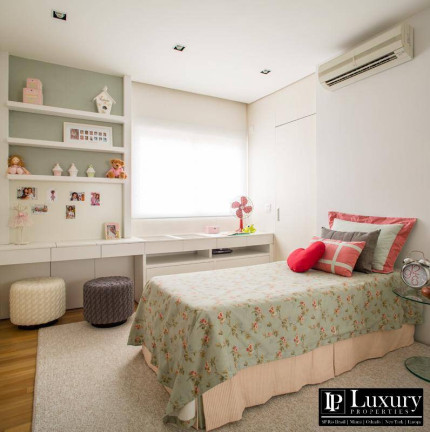 Imagem Apartamento com 4 Quartos à Venda, 352 m² em Pinheiros - São Paulo Imagem Apartamento com 4 Quartos à Venda, 352 m² em Pinheiros - São Paulo