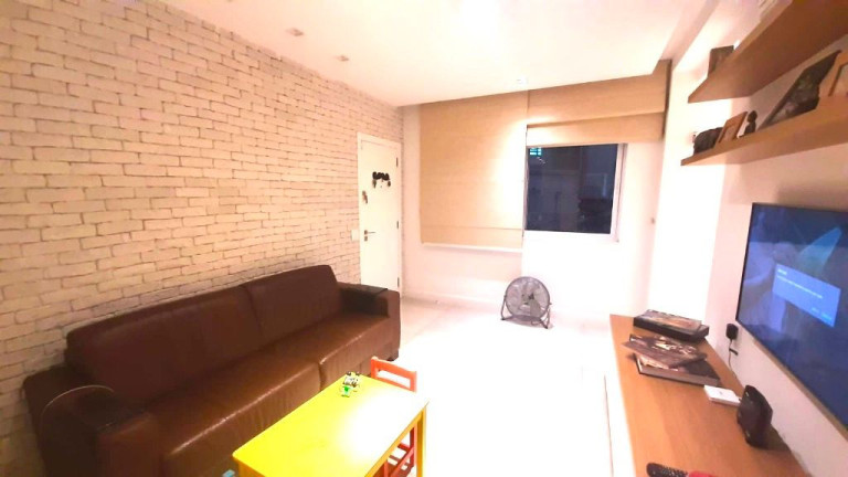 Imagem Apartamento com 2 Quartos à Venda, 87 m² em Urca - Rio De Janeiro Imagem Apartamento com 2 Quartos à Venda, 87 m² em Urca - Rio De Janeiro