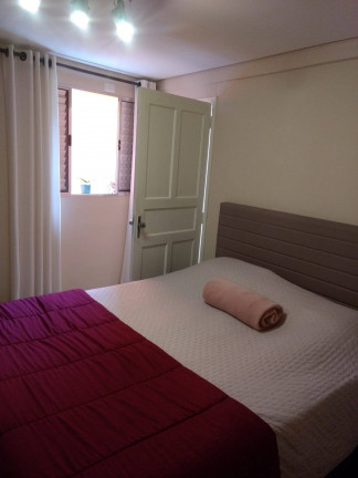 Imagem Casa com 3 Quartos à Venda, 250 m² em Vila Carmem - São Paulo