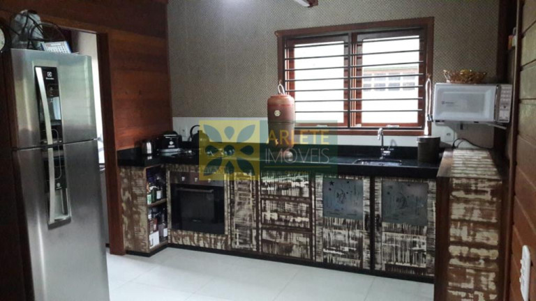 Imagem Casa com 3 Quartos à Venda, 118 m² em Canto Grande - Bombinhas