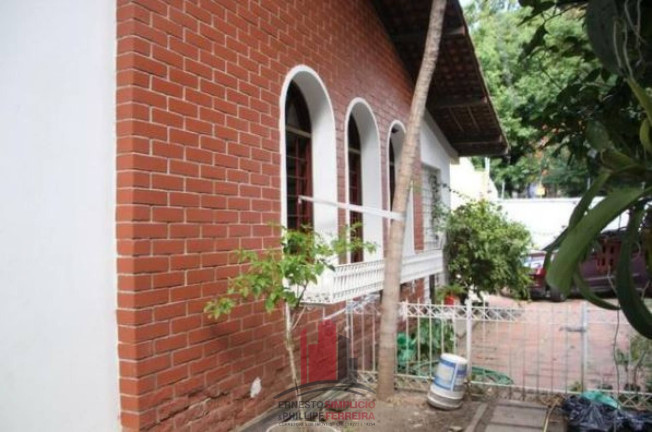 Imagem Casa com 4 Quartos à Venda, 330 m² em Hipodrómo - Recife Imagem Casa com 4 Quartos à Venda, 330 m² em Hipodrómo - Recife