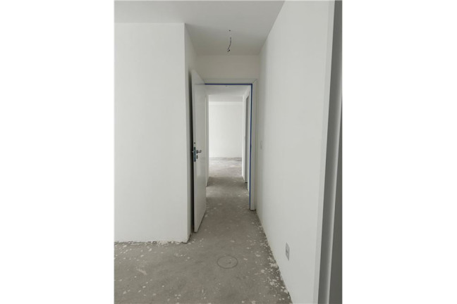 Imagem Imóvel com 2 Quartos à Venda,  em Menino Deus - Porto Alegre
