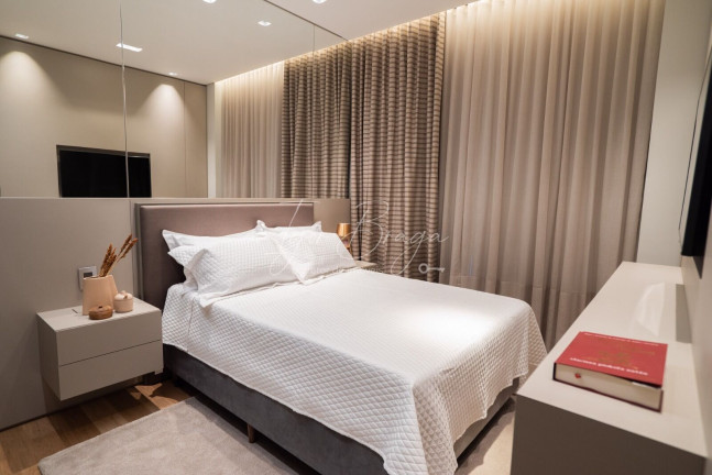Imagem Apartamento com 3 Quartos à Venda, 202 m² em Jardim Social - Curitiba