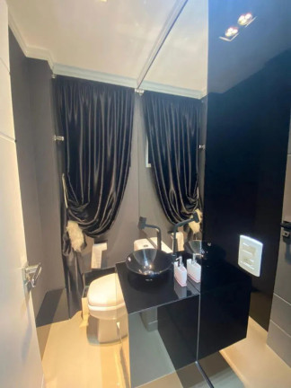Imagem Apartamento com 4 Quartos à Venda, 208 m² em Meia Praia - Itapema