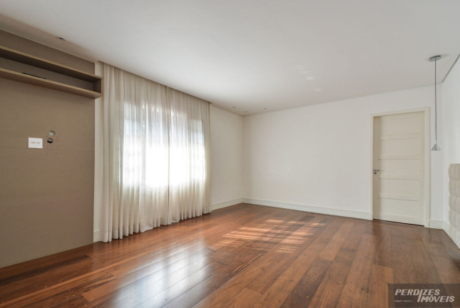 Imagem Casa com 4 Quartos para Alugar, 500 m² em Perdizes - São Paulo Imagem Casa com 4 Quartos para Alugar, 500 m² em Perdizes - São Paulo