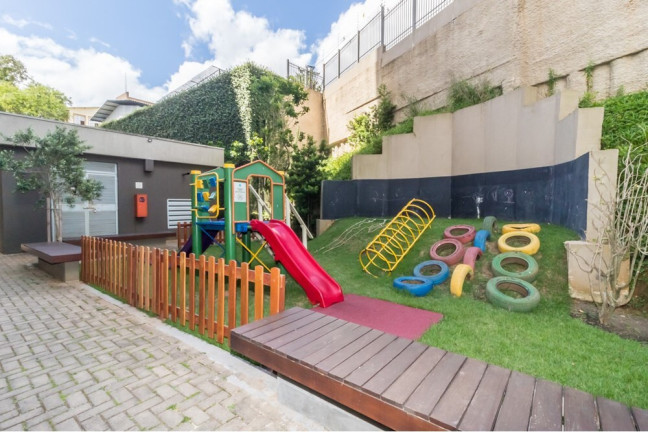 Imagem Imóvel com 3 Quartos à Venda,  em Jardim Carvalho - Porto Alegre