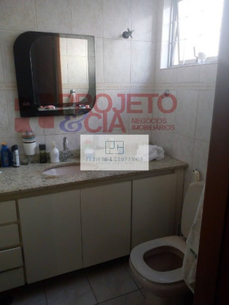 Imagem Casa com 3 Quartos à Venda, 360 m² em Jardim Prudência - São Paulo Imagem Casa com 3 Quartos à Venda, 360 m² em Jardim Prudência - São Paulo