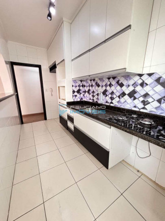 Imagem Apartamento com 2 Quartos à Venda, 60 m² em Guilhermina - Praia Grande