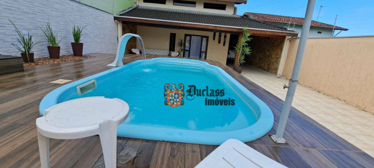 Imagem Sobrado com 4 Quartos à Venda, 246 m² em Jardim Aruan - Caraguatatuba Imagem Sobrado com 4 Quartos à Venda, 246 m² em Jardim Aruan - Caraguatatuba