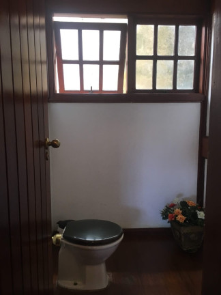 Imagem Sobrado com 5 Quartos à Venda, 361 m² em Centro - Pindamonhangaba