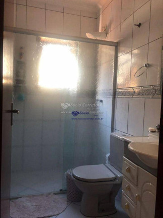 Imagem Casa com 4 Quartos à Venda, 205 m² em Jardim Barbosa - Guarulhos Imagem Casa com 4 Quartos à Venda, 205 m² em Jardim Barbosa - Guarulhos