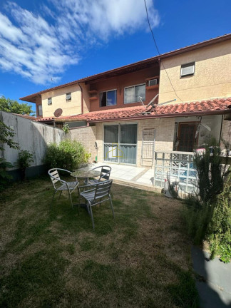 Imagem Casa com 4 Quartos à Venda, 140 m² em Parque Residencial Laranjeiras - Serra