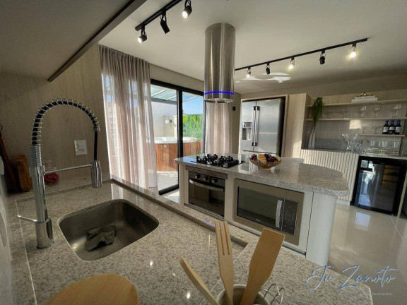 Imagem Apartamento com 3 Quartos à Venda, 126 m² em Caiobá - Matinhos Imagem Apartamento com 3 Quartos à Venda, 126 m² em Caiobá - Matinhos