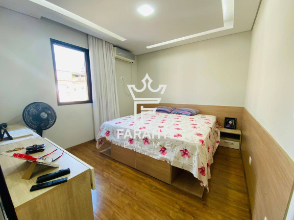 Imagem Sobrado com 3 Quartos à Venda, em Boqueirão - Santos Imagem Sobrado com 3 Quartos à Venda, em Boqueirão - Santos