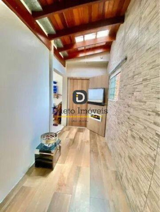 Imagem Sobrado com 2 Quartos à Venda, 100 m² em Pinheiro Machado - Santa Maria