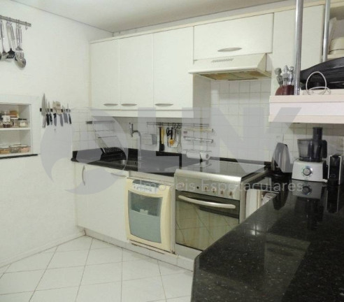 Imagem Casa com 3 Quartos à Venda, 300 m² em Chácara Das Pedras - Porto Alegre