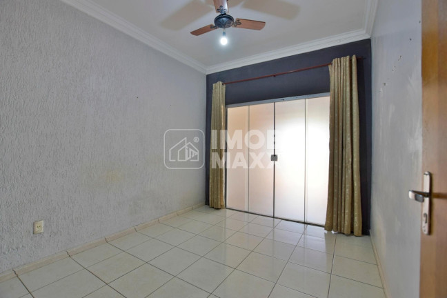 Imagem Casa com 3 Quartos à Venda, 128 m² em Guará Ii - Brasília
