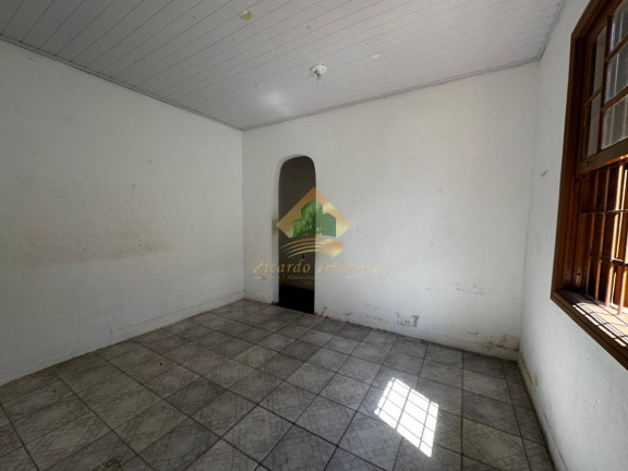 Imagem Casa com 4 Quartos à Venda, 150 m² em Centro - Ubatuba Imagem Casa com 4 Quartos à Venda, 150 m² em Centro - Ubatuba