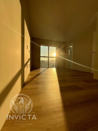 Imagem Apartamento com 4 Quartos à Venda, 150 m² em Pioneiros - Balneário Camboriú