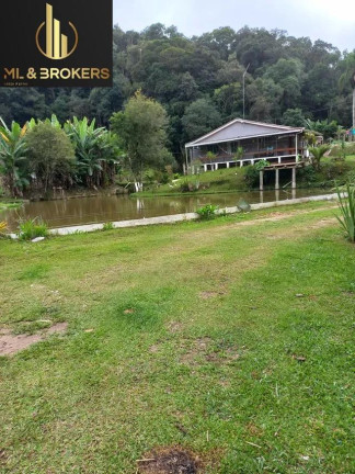 Imagem Imóvel com 3 Quartos à Venda, 26.000 m² em Quitandinha - Quitandinha