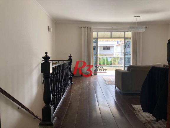 Imagem Casa com 4 Quartos à Venda, 200 m² em Boqueirão - Santos