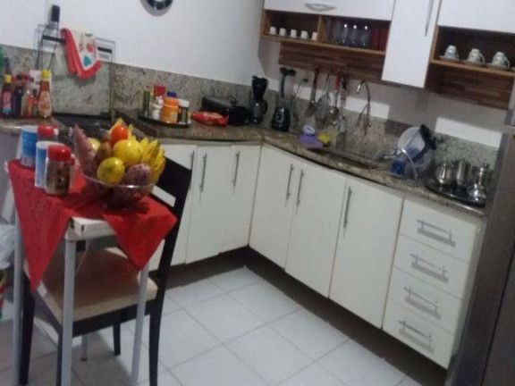 Imagem Casa com 7 Quartos à Venda, 400 m² em Jardim Apipema - Salvador Imagem Casa com 7 Quartos à Venda, 400 m² em Jardim Apipema - Salvador