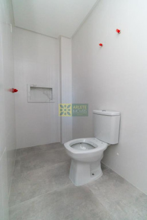 Imagem Cobertura com 2 Quartos à Venda, 100 m² em Bombas - Bombinhas Imagem Cobertura com 2 Quartos à Venda, 100 m² em Bombas - Bombinhas