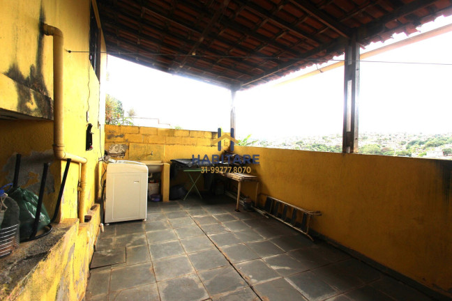 Imagem Casa com 2 Quartos à Venda, 108 m² em Parque Jardim 1º De Outubro - Ibirité