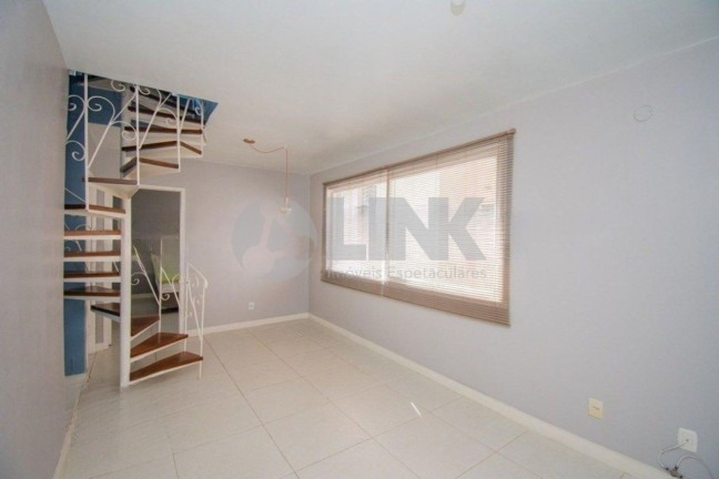 Imagem Imóvel com 3 Quartos à Venda, 92 m² em Petrópolis - Porto Alegre