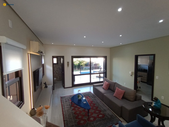 Imagem Casa com 4 Quartos à Venda, 220 m² em Córrego Grande - Florianópolis Imagem Casa com 4 Quartos à Venda, 220 m² em Córrego Grande - Florianópolis
