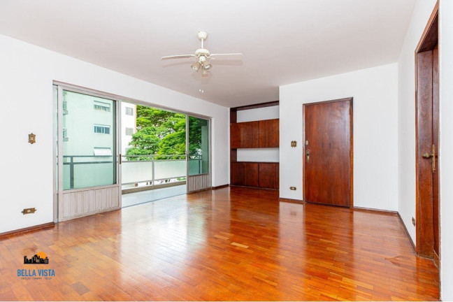 Apartamento com 2 Quartos à Venda,  em Moema - São Paulo