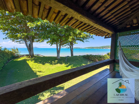 Casa com 7 Quartos à Venda, 760 m² em Manguinhos - Búzios